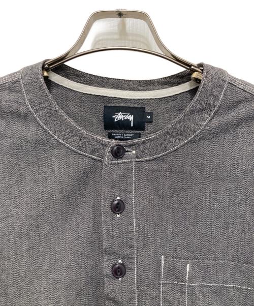 stussy（ステューシー）stussy (ステューシー) プルオーバーシャツ グレー サイズ:Ｍの古着・服飾アイテム
