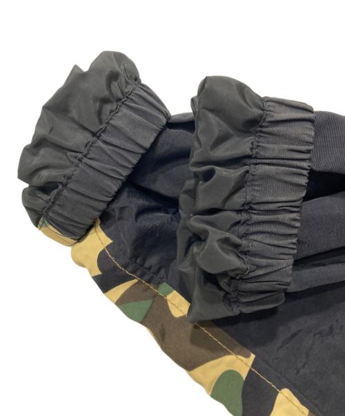 A BATHING APE（アベイシングエイプ）A BATHING APE (アベイシングエイプ) 1stカモ シャークフーディージャケット ブラック サイズ:Ｍの古着・服飾アイテム