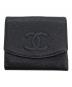 CHANEL（シャネル）の古着「ココマークキャビアスキン3つ折り財布」｜ブラック