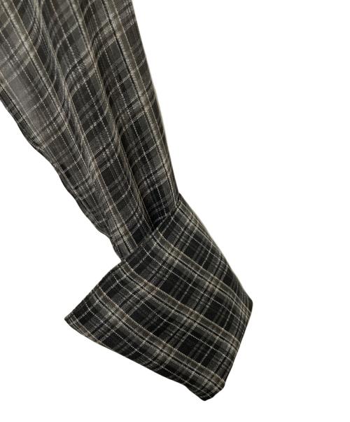 MERCURY DUO（マーキュリーデュオ）MERCURY DUO (マーキュリーデュオ) ツイストネックロングスリーブワンピース グレー サイズ:Ｓの古着・服飾アイテム