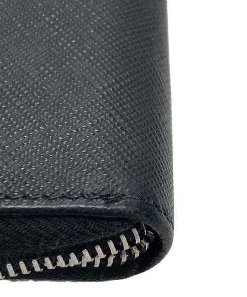 PRADA（プラダ）PRADA (プラダ) ラウンドファスナー財布 ブラックの古着・服飾アイテム