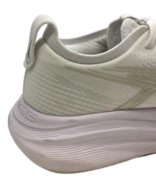 asics（アシックス）asics (アシックス) ランニングシューズ ホワイト サイズ:US6.5の古着・服飾アイテム