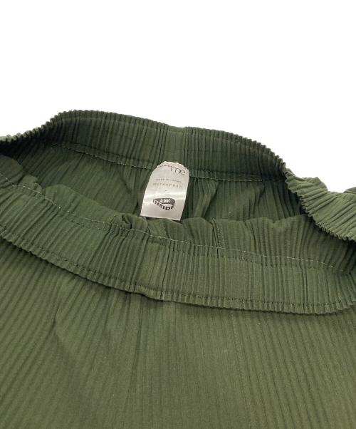 me ISSEY MIYAKE（ミーイッセイ ミヤケ）me ISSEY MIYAKE (ミーイッセイ ミヤケ) プリーツワイドパンツ グリーン サイズ:FREEの古着・服飾アイテム