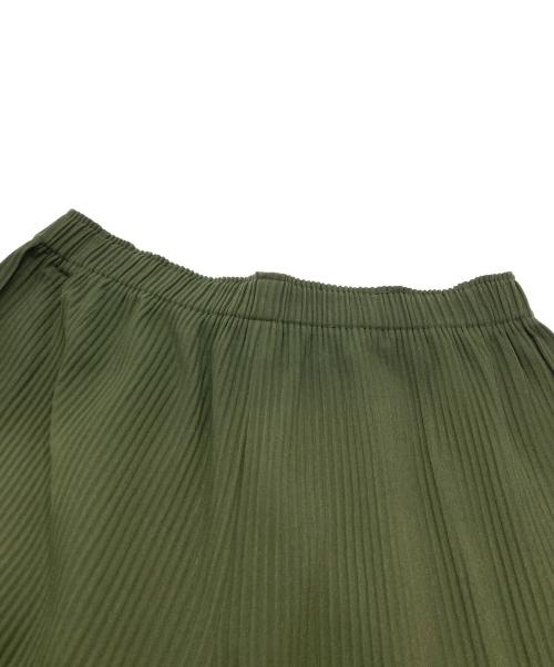 me ISSEY MIYAKE（ミーイッセイ ミヤケ）me ISSEY MIYAKE (ミーイッセイ ミヤケ) プリーツワイドパンツ グリーン サイズ:FREEの古着・服飾アイテム