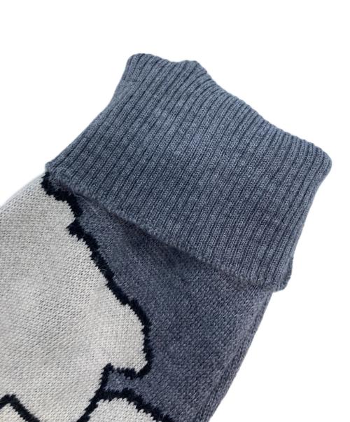 LOUIS VUITTON（ルイ ヴィトン）LOUIS VUITTON (ルイ ヴィトン) スタジオジャガードクルーネックニット グレー サイズ:Ｓの古着・服飾アイテム