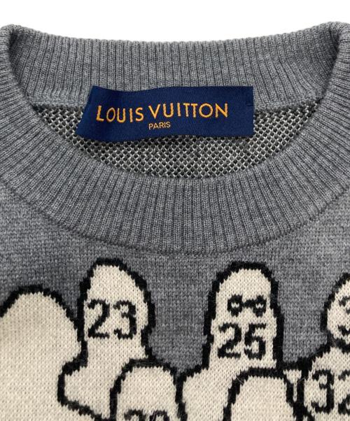LOUIS VUITTON（ルイ ヴィトン）LOUIS VUITTON (ルイ ヴィトン) スタジオジャガードクルーネックニット グレー サイズ:Ｓの古着・服飾アイテム