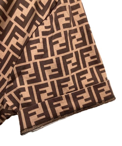 FENDI（フェンディ）FENDI (フェンディ) ズッカ総柄クルーネックTシャツ ブラウン サイズ:Ｍの古着・服飾アイテム