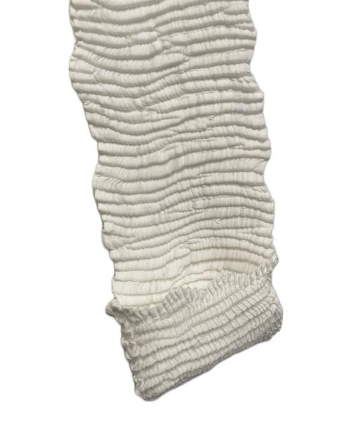 ISSEY MIYAKE（イッセイミヤケ）ISSEY MIYAKE (イッセイミヤケ) プリーツシャツ ホワイト サイズ:Ｍの古着・服飾アイテム
