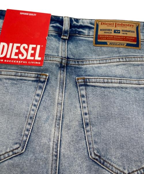DIESEL（ディーゼル）DIESEL (ディーゼル) D-ESCRIPTION フレアジーンズ ブルー サイズ:W25の古着・服飾アイテム