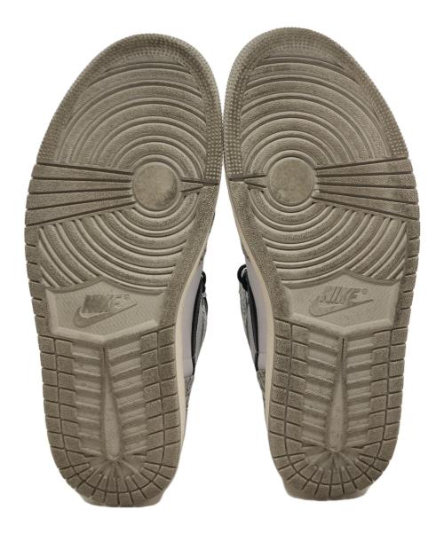 NIKE（ナイキ）NIKE (ナイキ) エアジョーダン1 ハイ OG ハイカットスニーカー グレー×ホワイト サイズ:US9.5の古着・服飾アイテム