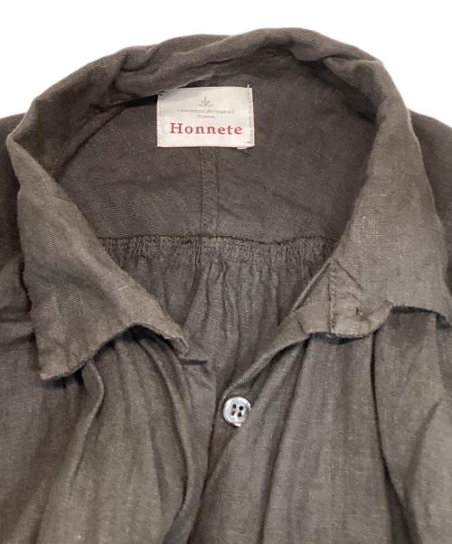 Honnete（オネット）Honnete (オネット) アイリッシュリネン半袖ギャザーブラウス ブラウン サイズ:FREEの古着・服飾アイテム