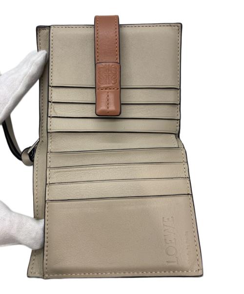 LOEWE（ロエベ）LOEWE (ロエベ) バーティカルウォレット グリーンの古着・服飾アイテム
