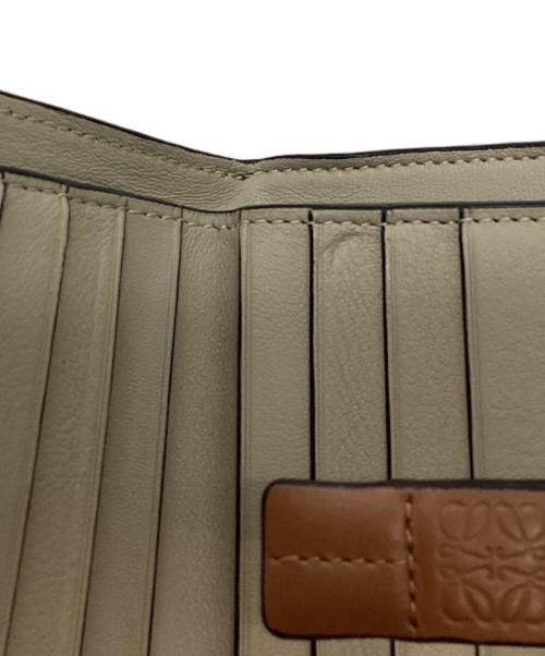 LOEWE（ロエベ）LOEWE (ロエベ) バーティカルウォレット グリーンの古着・服飾アイテム