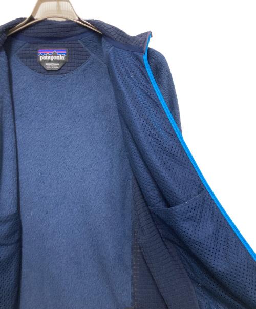 Patagonia（パタゴニア）Patagonia (パタゴニア) R2フリースジャケット ネイビー サイズ:Ｍの古着・服飾アイテム
