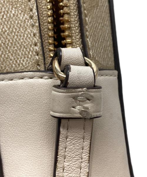 COACH（コーチ）COACH (コーチ) ミニカメラ ショルダーバッグ アイボリー×ベージュの古着・服飾アイテム