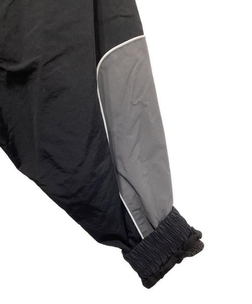 UMBRO（アンブロ）UMBRO (アンブロ) atmos pink (アトモスピンク) トラックジャケット ブラック サイズ:FREEの古着・服飾アイテム