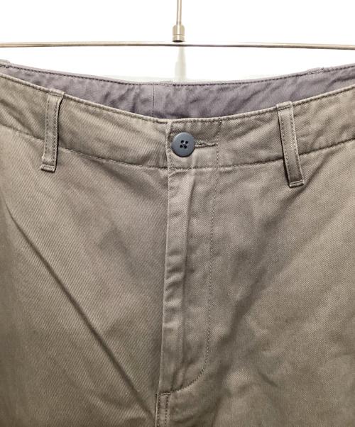 BEAMS（ビームス）BEAMS (ビームス) 1940'sディテール ワイドチノパンツ カーキ サイズ:Ⅼの古着・服飾アイテム