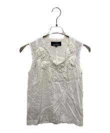 tricot COMME des GARCONS（トリココムデギャルソン）の古着「花装飾ノースリーブブラウス」｜ホワイト