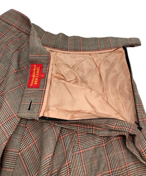 Vivienne Westwood RED LABEL（ヴィヴィアンウエストウッドレッドレーベル）Vivienne Westwood RED LABEL (ヴィヴィアンウエストウッドレッドレーベル) チェックプリーツスカート ベージュ サイズ:3の古着・服飾アイテム