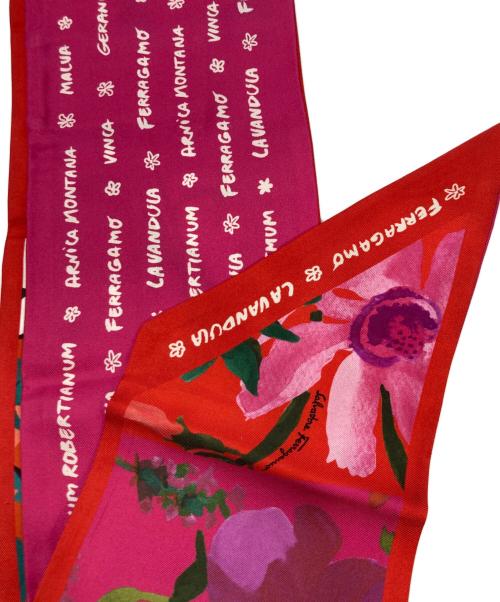 Salvatore Ferragamo（サルヴァトーレ フェラガモ）Salvatore Ferragamo (サルヴァトーレ フェラガモ) スカーフ レッド×ピンクの古着・服飾アイテム