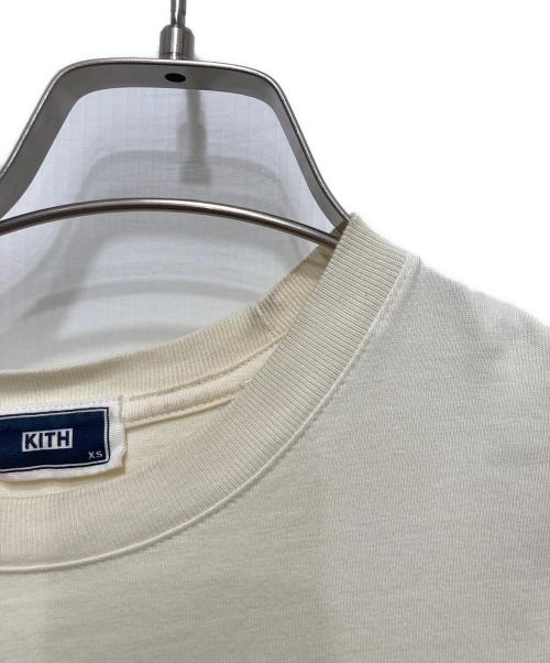 KITH（キス）KITH (キス) プリントTシャツ アイボリー サイズ:XSの古着・服飾アイテム