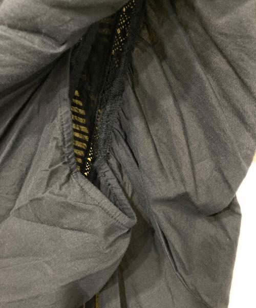 ne quittez pas（ヌキテパ）ne quittez pas (ヌキテパ) コットンボイルレースピンタックポンチョ ブラック サイズ:FREEの古着・服飾アイテム