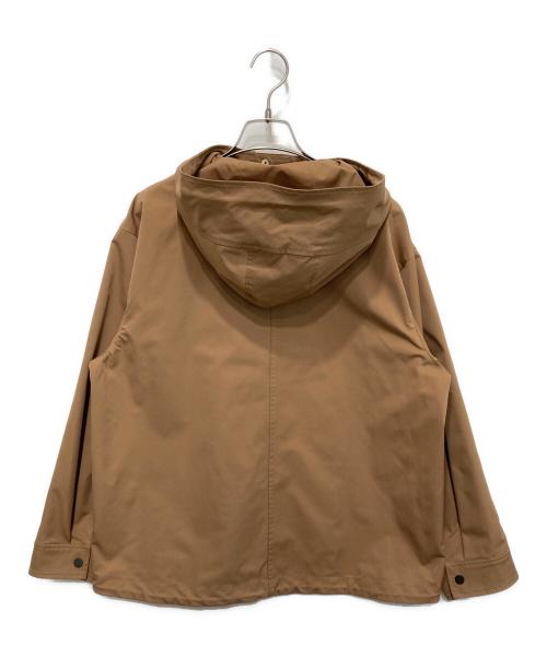 23区（ニジュウサンク）23区 (ニジュウサンク) ブライトツイルマウンテンパーカー ブラウン サイズ:38の古着・服飾アイテム
