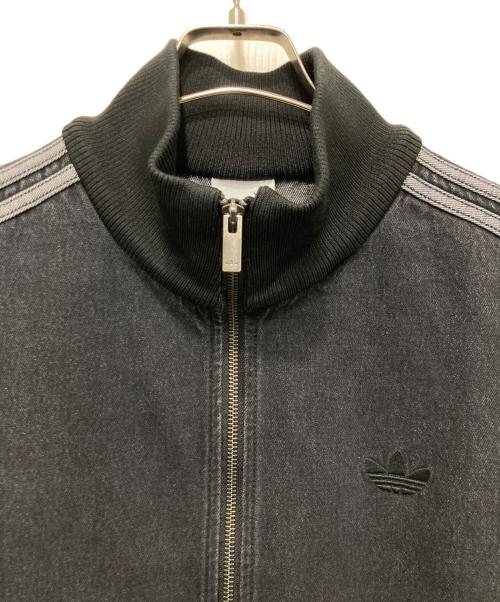 adidas（アディダス）adidas (アディダス) デニム ファイヤーバード トラックトップ グレー サイズ:XLの古着・服飾アイテム