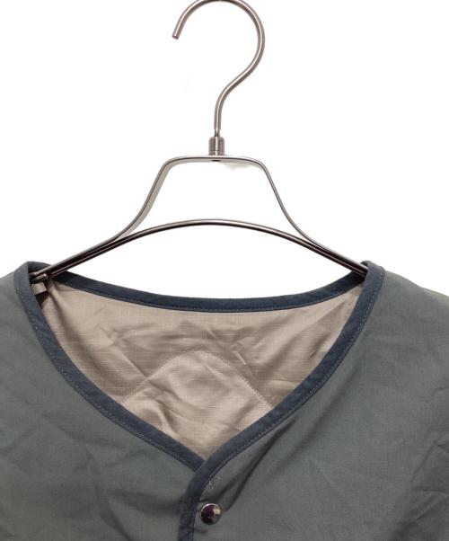 nanamica（ナナミカ）nanamica (ナナミカ) PALACE (パレス) リバーシブルダウンカーディガン オリーブ サイズ:Sの古着・服飾アイテム