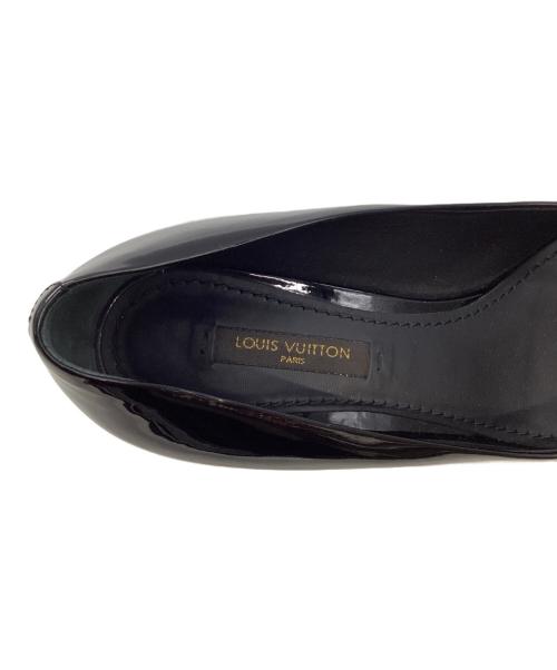 LOUIS VUITTON（ルイ ヴィトン）LOUIS VUITTON (ルイ ヴィトン) サークルビットエナメルパンプス ブラック サイズ:35の古着・服飾アイテム