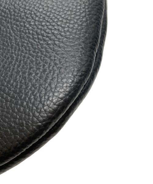 AULENTTI（オウレンティ）AULENTTI (オウレンティ) ワンハンドルショルダーバッグ ブラックの古着・服飾アイテム