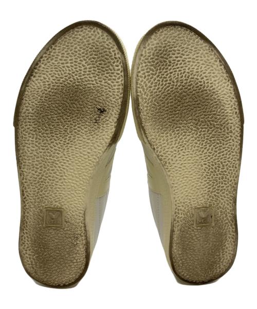 VEJA（ヴェジャ）VEJA (ヴェジャ) ローカットスニーカー ホワイト サイズ:US(W)8(M)6の古着・服飾アイテム