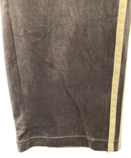 adidas（アディダス）adidas (アディダス) ファイヤーバード トラックパンツ ベロア ブラウン サイズ:Sの古着・服飾アイテム