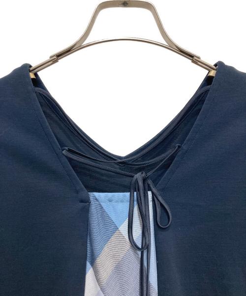 BLUE LABEL CRESTBRIDGE（ブルーレーベルクレストブリッジ）BLUE LABEL CRESTBRIDGE (ブルーレーベルクレストブリッジ) ノースリーブワンピース ネイビー サイズ:36の古着・服飾アイテム