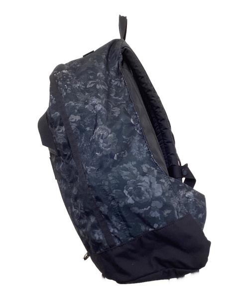 GREGORY（グレゴリー）GREGORY (グレゴリー) バックパック ブラックタペストリーの古着・服飾アイテム