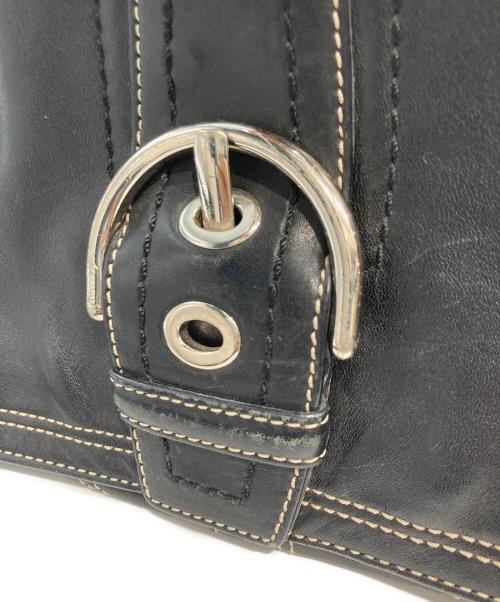 COACH（コーチ）COACH (コーチ) バックルレザーショルダーバッグ ブラックの古着・服飾アイテム