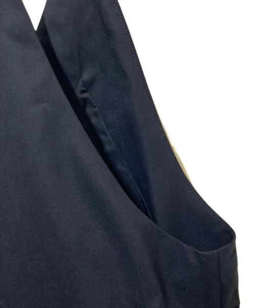 KAGURE（カグレ）kagure (カグレ) ウールトロVネックワンピース ブラック サイズ:FREEの古着・服飾アイテム