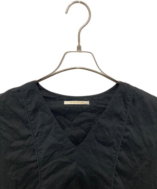 ne quittez pas（ヌキテパ）ne quittez pas (ヌキテパ) ドビーパネルVネックドレス ブラック サイズ:Sの古着・服飾アイテム