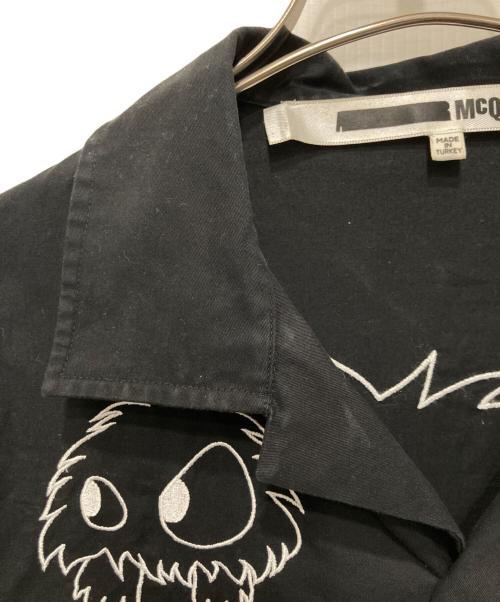 MCQ（マックキュー）MCQ (マックキュー) 刺繍オープンカラーシャツ ブラック サイズ:44の古着・服飾アイテム