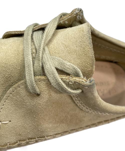 CLARKS（クラークス）CLARKS (クラークス) ワラビーローファー ベージュ サイズ:UK8.5の古着・服飾アイテム