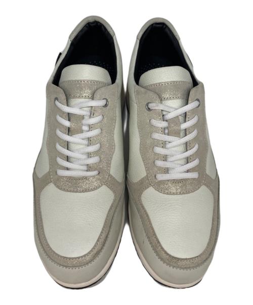 madras Walk（マドラス ウォーク）madras Walk (マドラス ウォーク) ゴアテックススニーカー ホワイト サイズ:23.5の古着・服飾アイテム