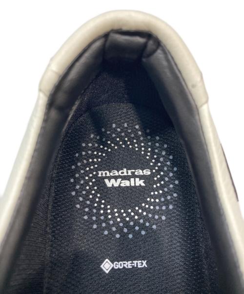 madras Walk（マドラス ウォーク）madras Walk (マドラス ウォーク) ゴアテックススニーカー ホワイト サイズ:23.5の古着・服飾アイテム