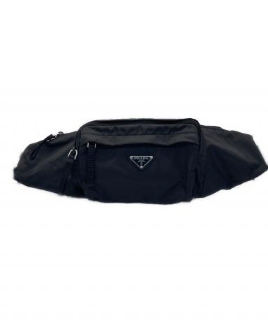中古・古着通販】PRADA (プラダ) 三角ロゴプレート ボディバッグ 中古・古着通販】PRADA (プラダ) 三角ロゴプレート ボディバッグ
