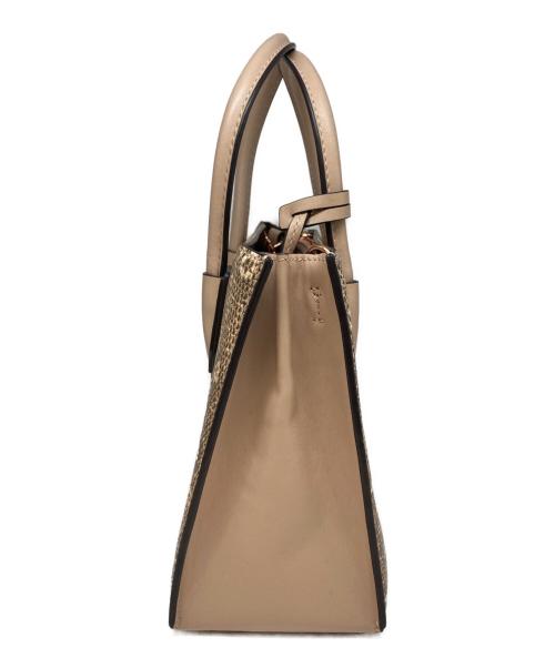 MICHAEL KORS（マイケルコース）MICHAEL KORS (マイケル・コース) 型押し2WAYバッグ ベージュの古着・服飾アイテム