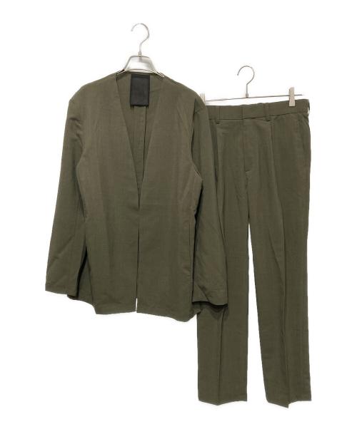 Adam et Rope（アダム エ ロペ）Adam et Rope (アダム エ ロペ) ノーカラージャケット×イージースラックス セットアップ カーキ サイズ:Ⅿの古着・服飾アイテム