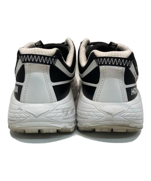 HOKAONEONE（ホカオネオネ）HOKAONEONE (ホカオネオネ) MAFATE THREE 2 ブラック×ホワイト サイズ:28.5ｃｍの古着・服飾アイテム