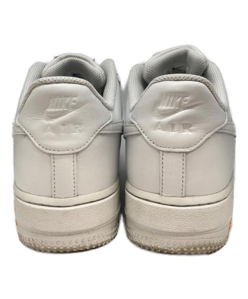 NIKE（ナイキ）NIKE (ナイキ) ローカットスニーカー ホワイト サイズ:US9.5の古着・服飾アイテム