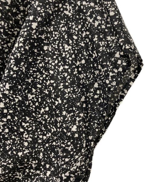 JOURNAL STANDARD（ジャーナルスタンダード）JOURNAL STANDARD (ジャーナルスタンダード) アキハローンタックボリュームシャツ ブラック サイズ:FREEの古着・服飾アイテム