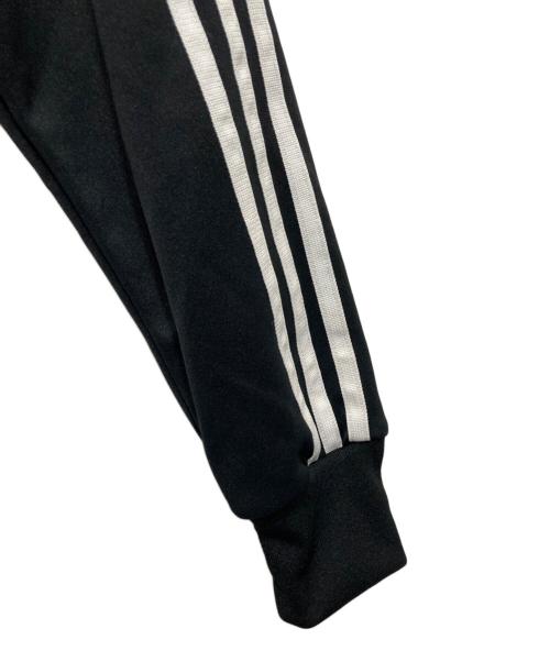 adidas（アディダス）adidas (アディダス) GIANT KILLING コラボトラックジャケット レッド×ブラック サイズ:Ⅼの古着・服飾アイテム