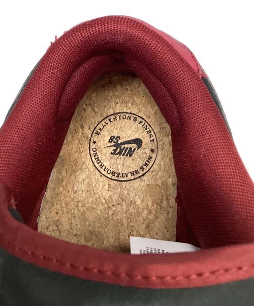 NIKE SB（ナイキエスビー）NIKE SB (ナイキエスビー) Riot Skateshop (ライオットスケートショップ) コラボ ダンクロー ブラック×バーガンディ サイズ:US10の古着・服飾アイテム